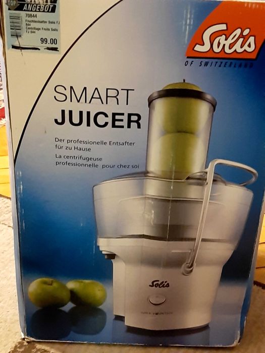 Соковижималка SOLIS.