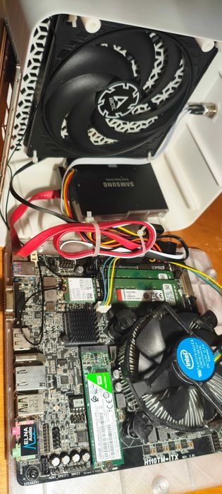 PC i5 8GB DDR4 256GB SSD + 180GB M.2 + W11 + Office365