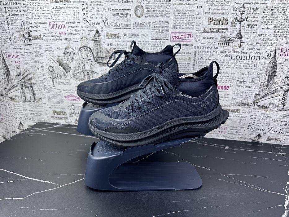 Оригінал Кросівки Hoka One One Kawana Mid Розмір 43 Взуття