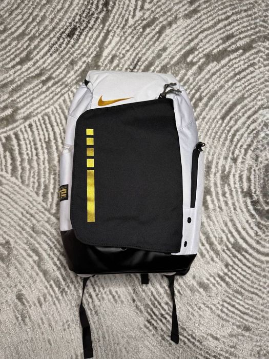 Баскетбольний рюкзак Nike Elite