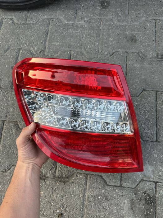 Задній стоп Mercedes-Benz w204 c-class