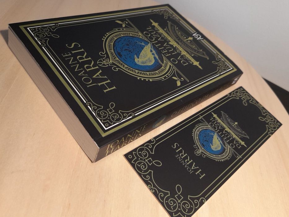 (Livro) Joanne Harris - O Feitiço da Lua Azul