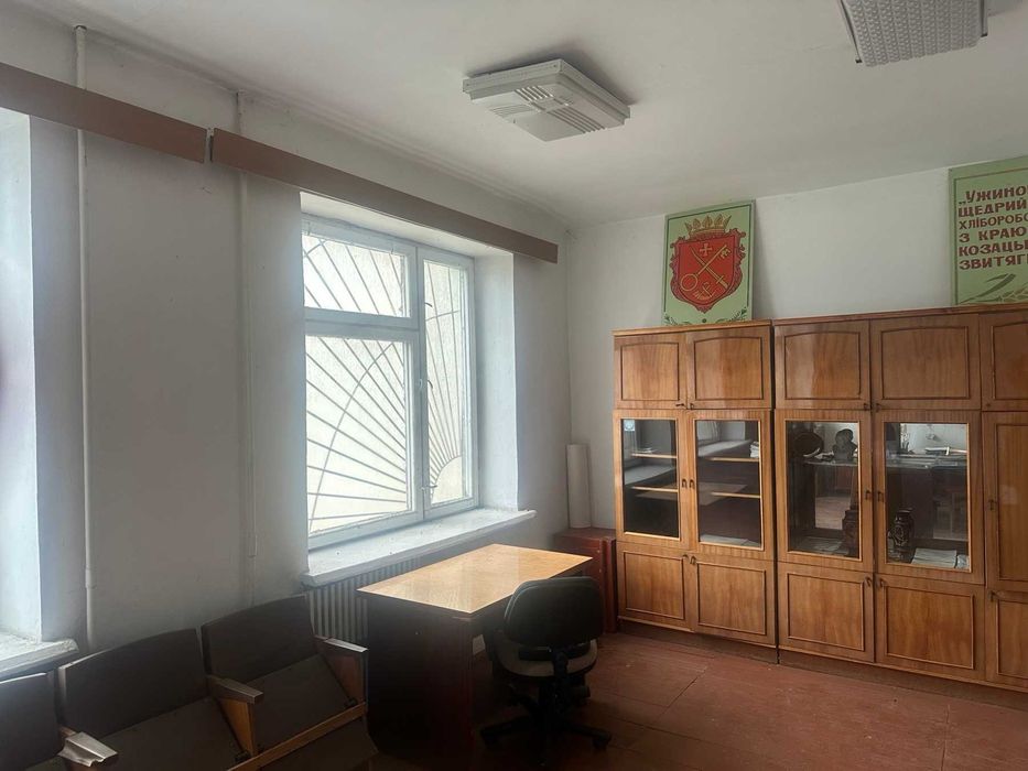 Нежитлові будівлі - м. Радивилів, Рівненська обл.