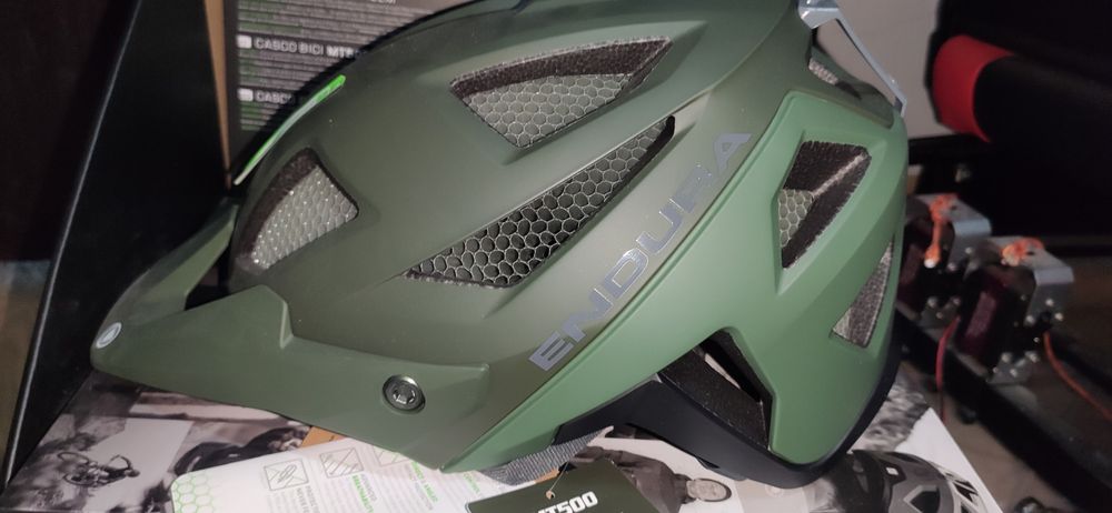 Capacete, calças e calções ENDURA