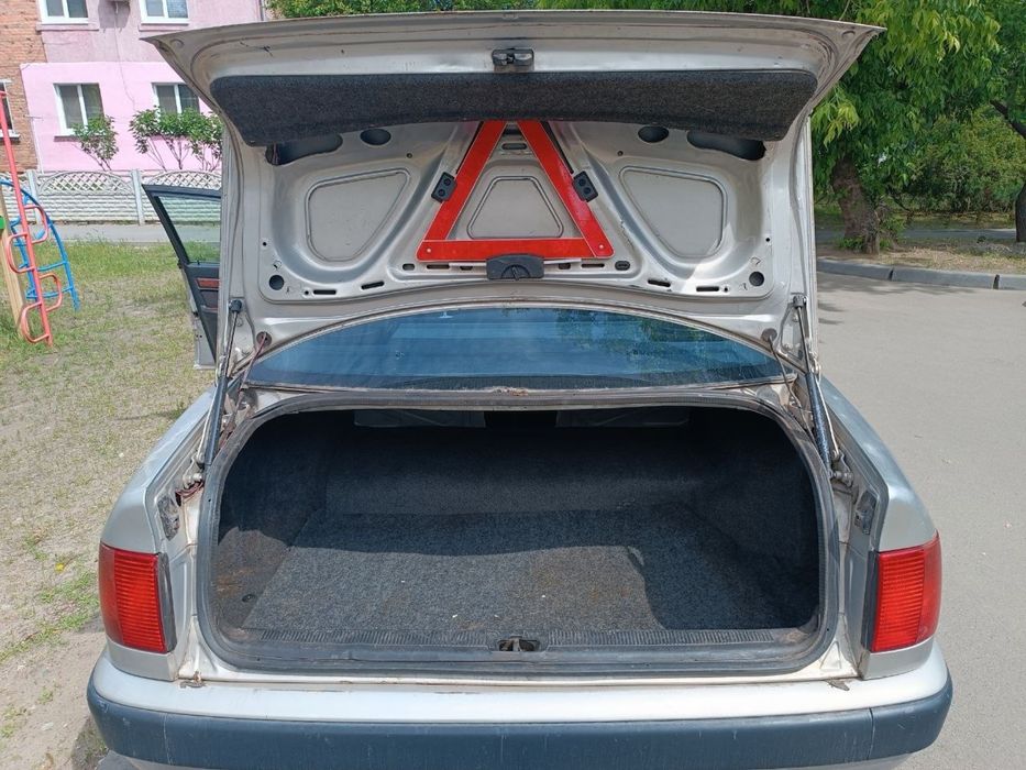 Audi 100 c4 2.3 машина в продаже