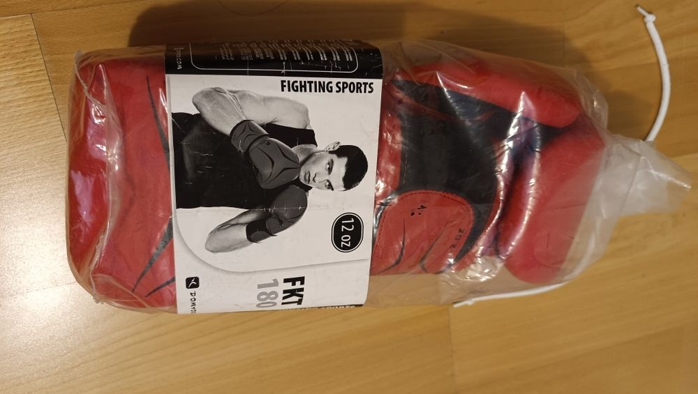Luvas de boxe FKT 180