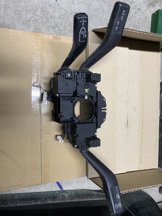 Подрулевой переключатель, гитара. Passat B5, Golf4, SuperB, a6-c5