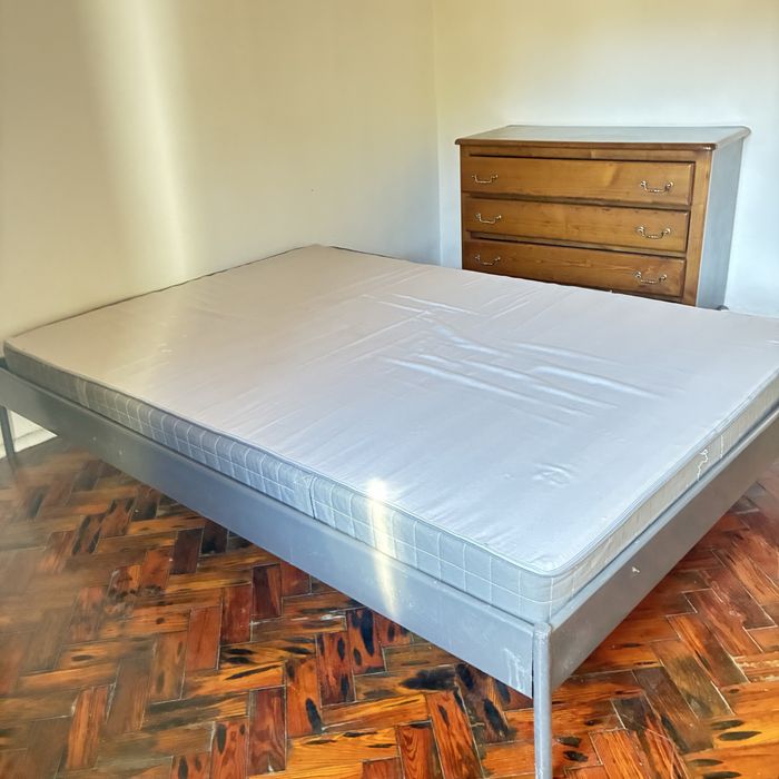 Vendo  cama de casal