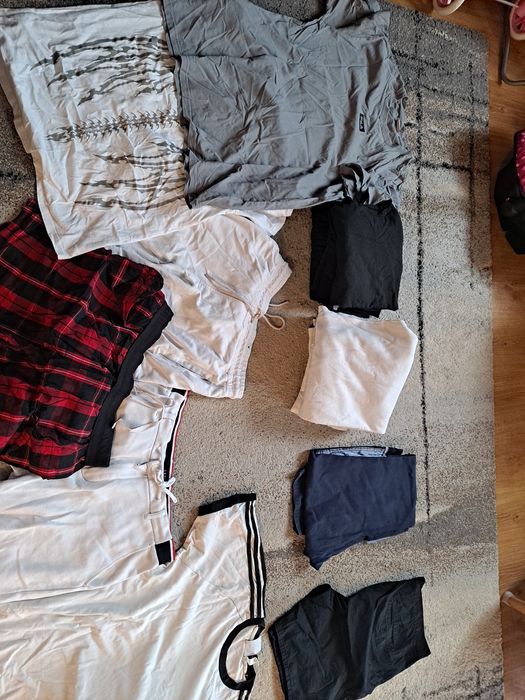 Paka ubrań męskich