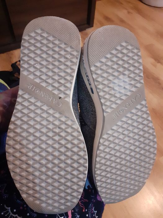 Buty cafe noir cyrkonie świecące