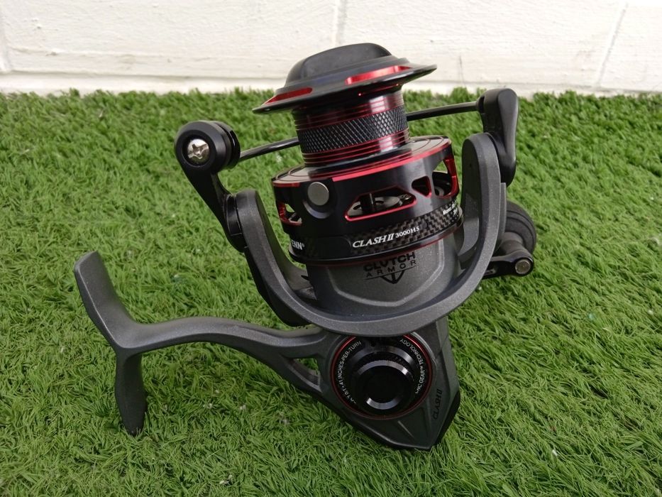 Carreto PENN Clash ii 3000HS (Spinning, Bóia)