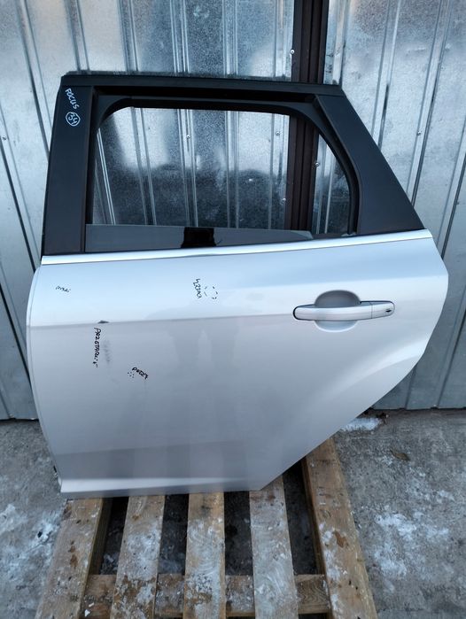 drzwi lewe tylne ford focus iii mk3 kombi lata 11-15 oryginal