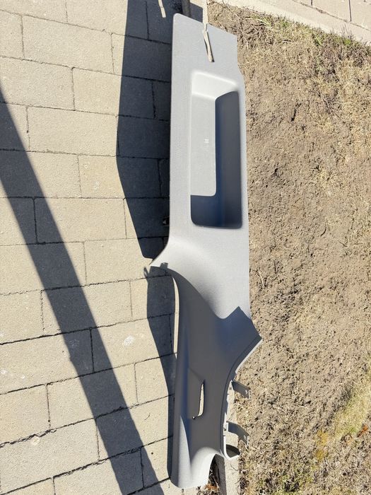 Поріг vw caddy цілий як на фото