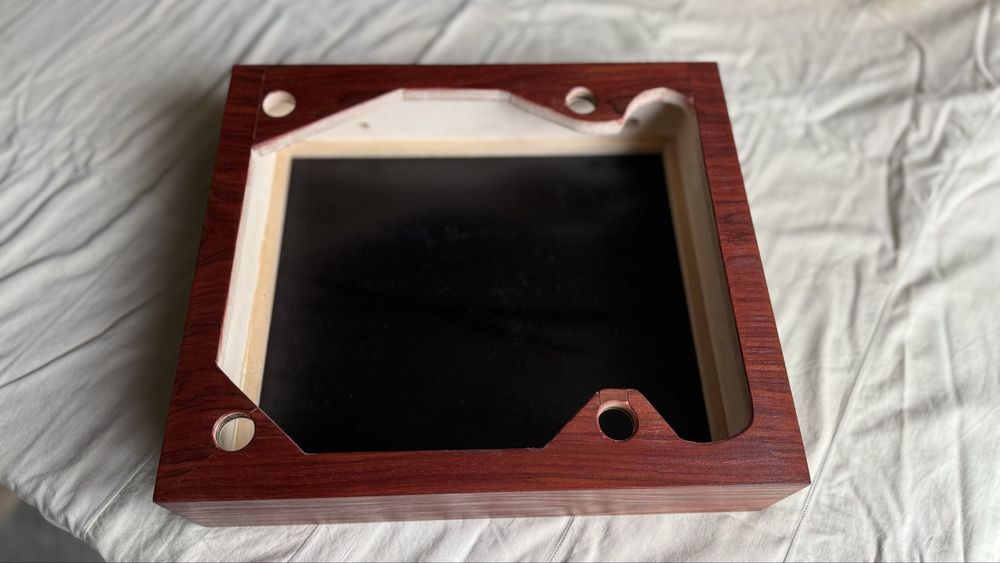 Плинт корпус Lenco l 75, 78