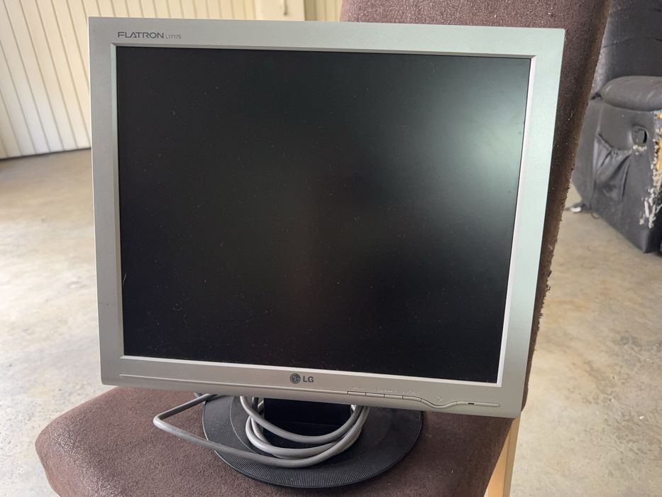 Monitor LG em bom estado