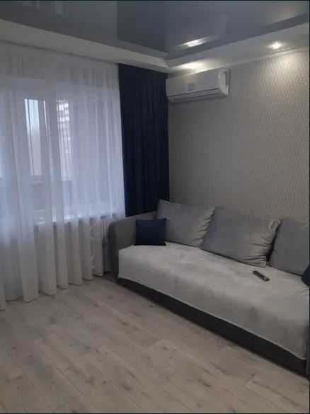 Гарна 2х з ремонтом, р-н Набережної.