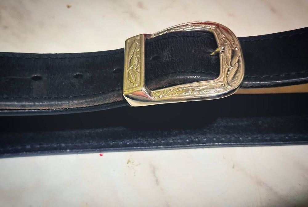 Yamaha кожаный ремень с серебряной пряжкой