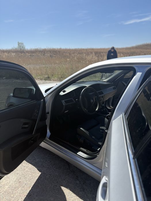 Продам хорошу BMW e60