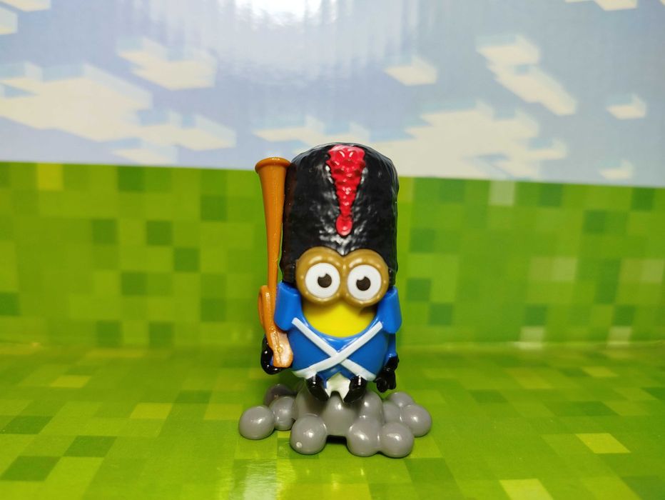 Фигурка киндер из коллекций Миньоны, Гадкий Я