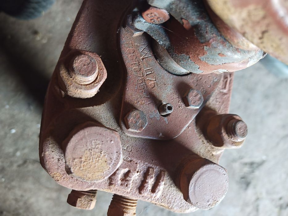 Продам гідроцилінр ЦС-75