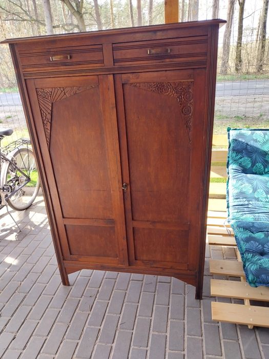 Sprzedam komodę antyczną