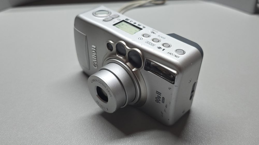 NEGOCIÁVEL- Máquina 35mm Canon 90U II Date