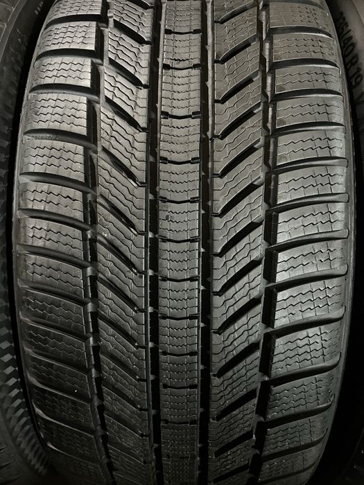 235/40/19 R19 Continental WinterContact TS870P 4шт зима