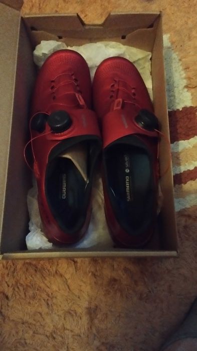 Sprzedam buty kolarskie.Szosowe i MTB,prawie nowe