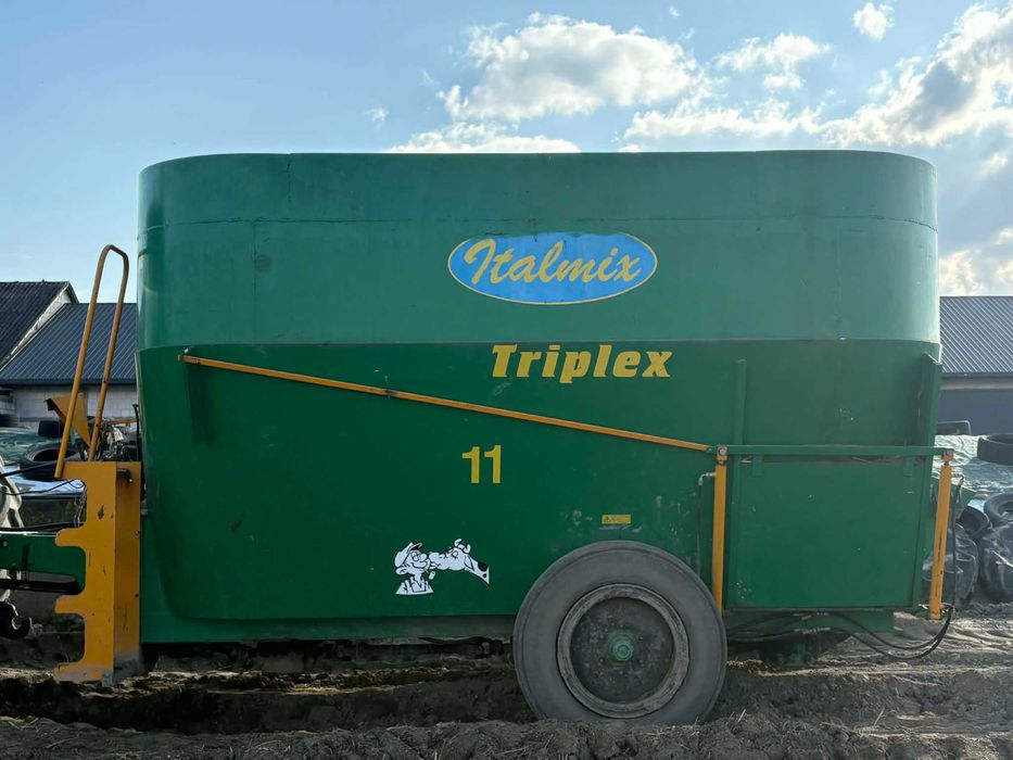 Paszowóz triplex 11