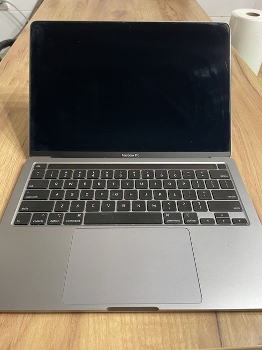 Macbook pro 13 2019 i5 несправний