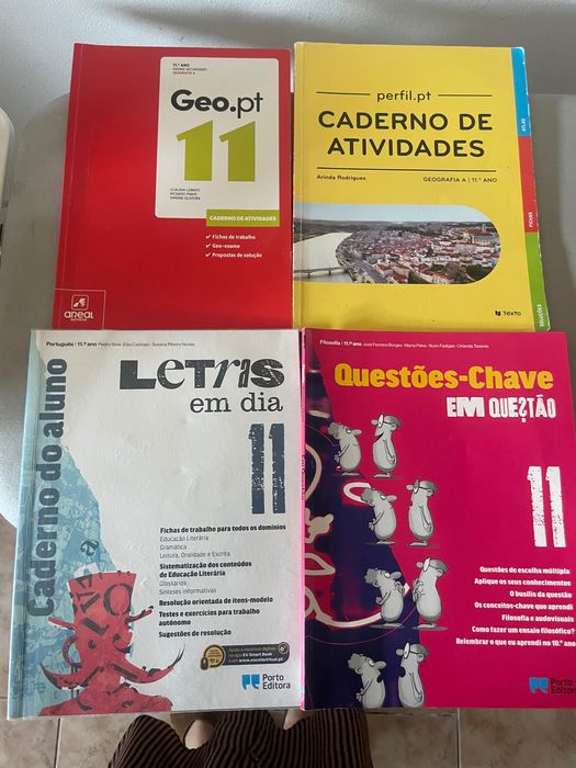 Cadernos Atividades 12 Ano