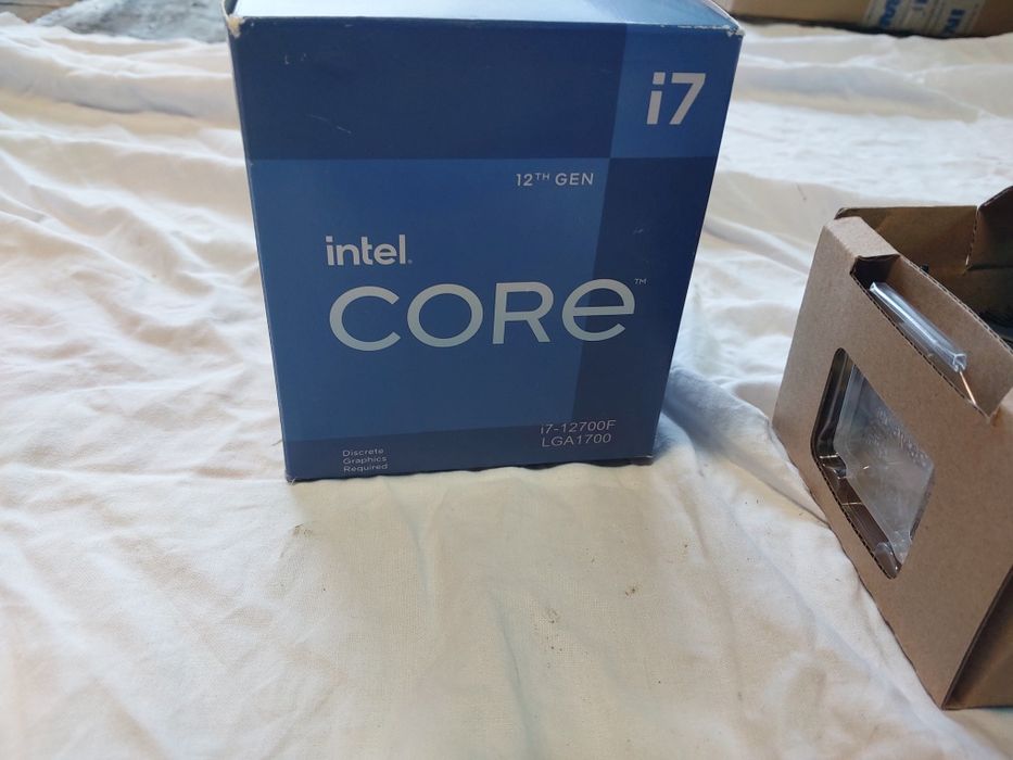 Chłodzenie Intel core socket 1700 i7