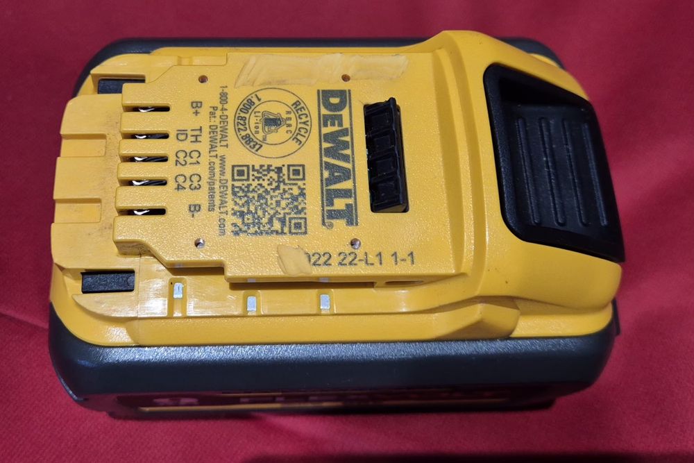 Батарея DeWALT DCB609 Flexvolt 9Аг