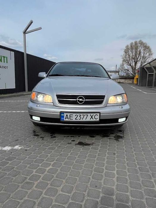 авто Opel Omega, 2002