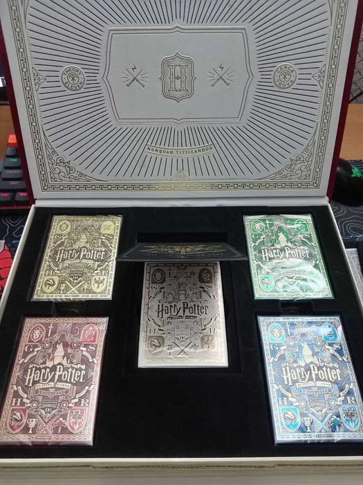Коллекционный бокс игральных карт Harry Potter
