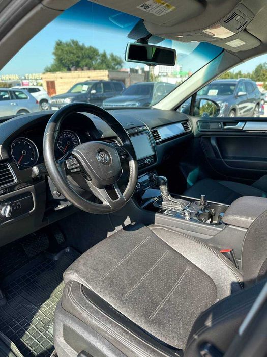 Volkswagen Touareg 2013 VIN WVGEF9BP7DD012871 фото оголошення 13 з 22