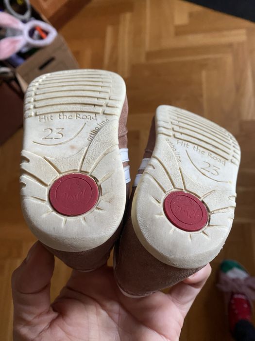 Buty emel półbuty 23