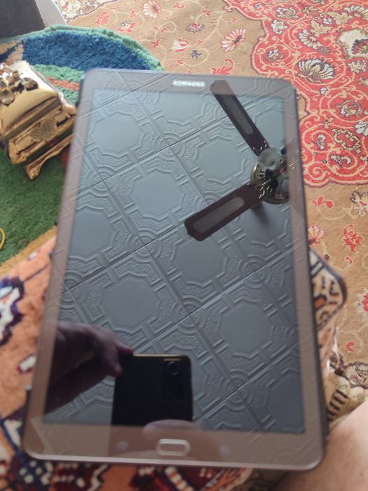 Продам планшет Samsung