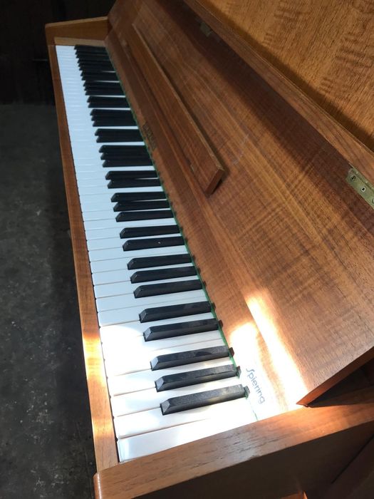 Sprzedam pianino