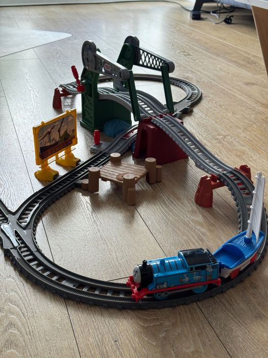 Fisher-Price Tomek i Przyjaciele Most zwodzony Zestaw do zabawy