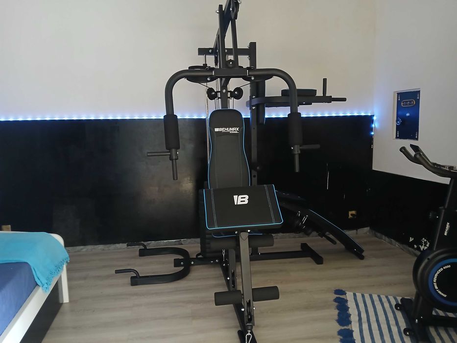 Máquina multifunções Multigym 500