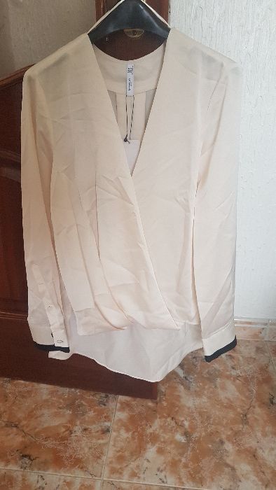 Blusa da Mango