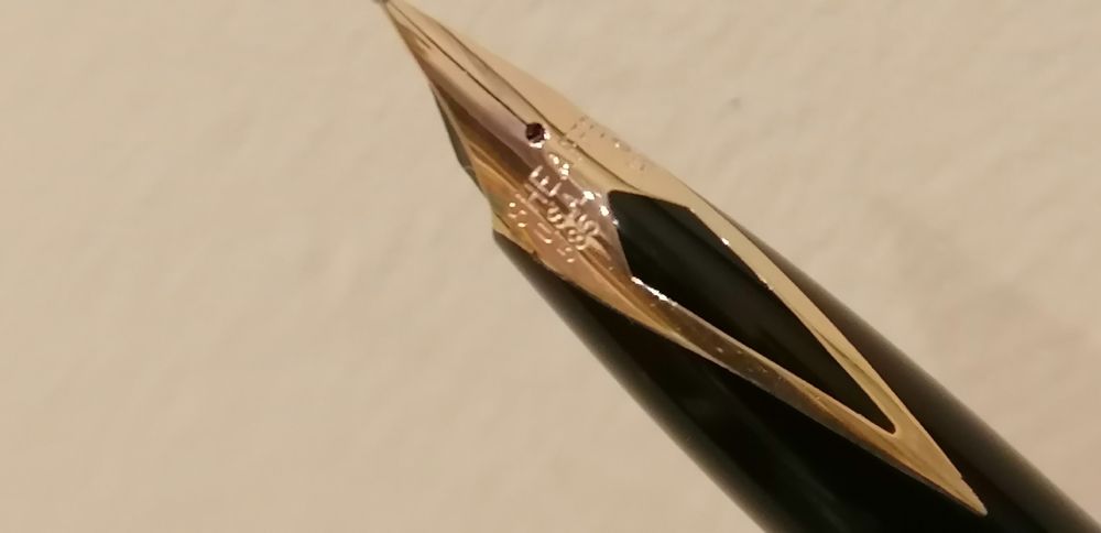 Aparo antiga sheaffer targa426480750119495683