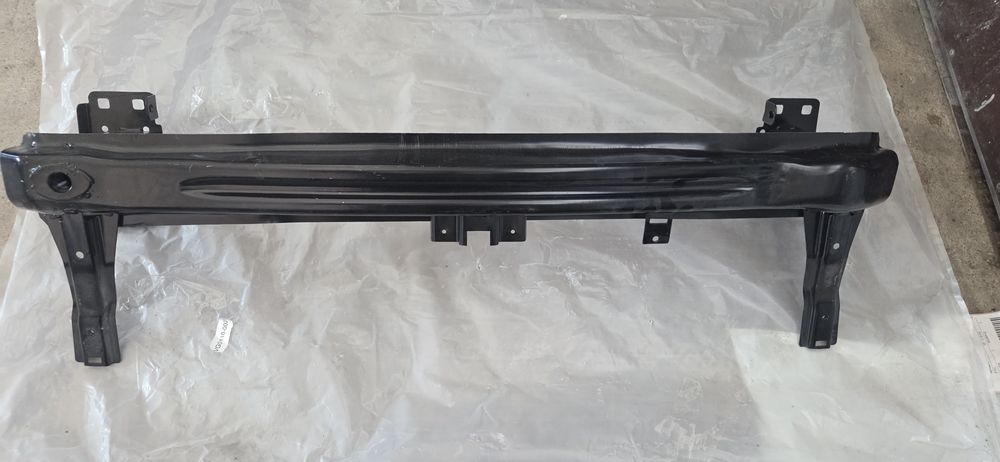 Pas przedni ,belka ,chłodnica  VW Polo 6 R0 benz