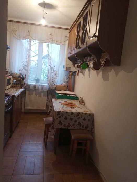 1 квартира вул. Надвірнянська,індивідуальне опалення,Черніїв.