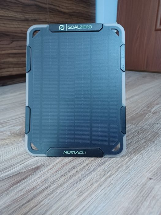 Ładowarka solarna Nomand 5