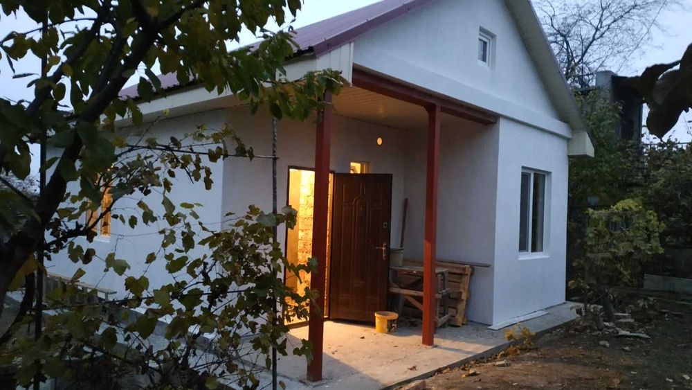 Продам дом новой постройки в селе Александровка, пригород Черноморска