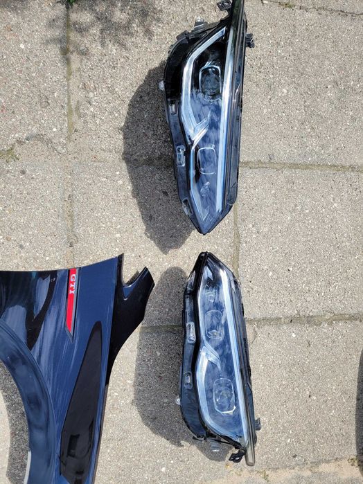 Lampa przednia VW Golf VIII