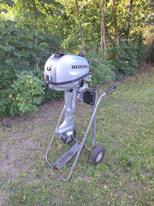 Silnik zaburtowy Honda 6km 4t