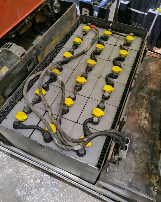 Електронавантажувач Toyota 5FBE 15